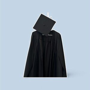 𝙼𝚊𝚜𝚝𝚎𝚛𝚜 𝙳𝚎𝚐𝚛𝚎𝚎 𝙶𝚛𝚊𝚍𝚞𝚊𝚝𝚎 𝙲𝚊𝚙 𝚊𝚗𝚍 𝙶𝚘𝚠𝚗